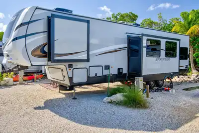 Image de Intimate Small Campground in the Florida Keys.