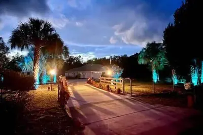 Image de Secluded 3. 5ac Sleeps 14 Pool Hottub Poker Suite