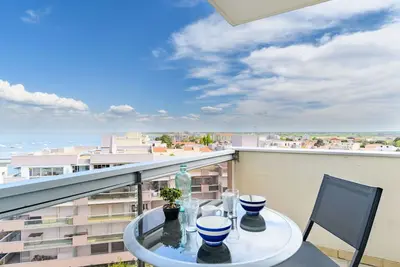 Image de Agréable appartement pour 2 personnes avec piscine, Wifi, Tv, terrasse, animaux admis et parking