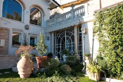 Image de The Residence of History and Relaxation