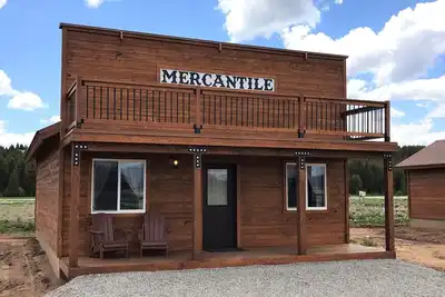 Image de Old West Escapes, Mercantile