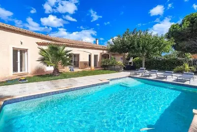 Image de Villa de 170m², 4 ch, 5 lits, 400m plage