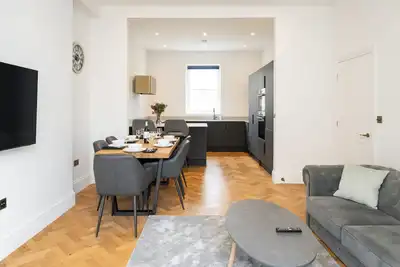 Image de Luxury home by the harbour
