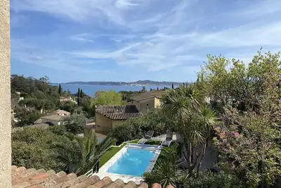 Image de Peaceful villa by the sea, overlooking the Gulf of Saint Tropez