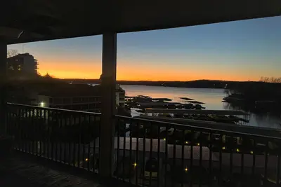 Image de Escape at the Lake