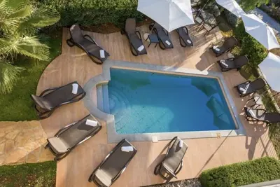 Image de Beautiful apartment with pool just 400m to the village and beach