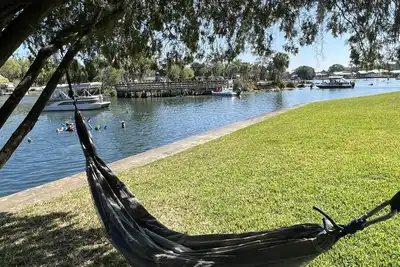 Image de Cozy Condo with Private Boat Dock