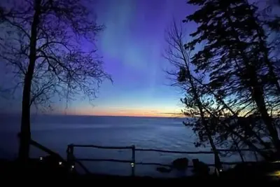 Image de ! ! Private Beach Access! ! ~Cozy Lake Superior Cabin