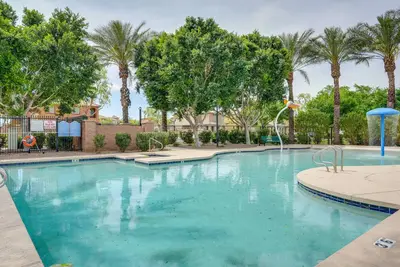 Welcoming Phoenix Home w/ Community Amenities!