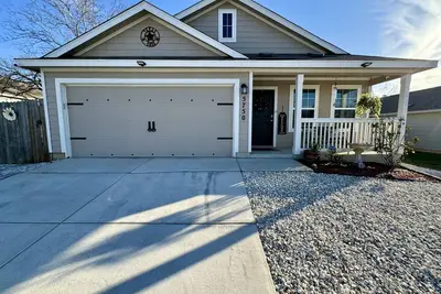 Image de Superb Home 7 minutes from Lackland Air Force Base