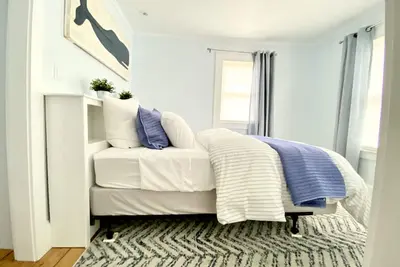 Image de Clean Cozy Cottage Downtown Camden