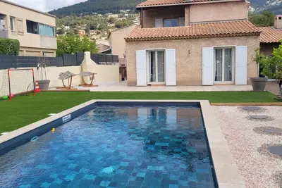 Image de House with garden