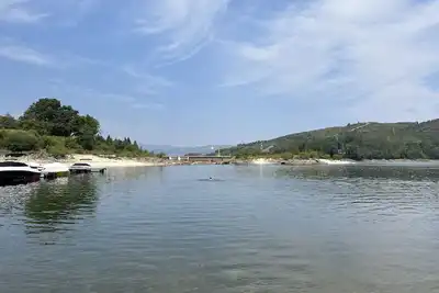 Image de Gerês- Venda Nova Dam - River beach and shared swimming pool