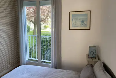 Image de Appartement agréable, bien équipé, proche de la Corniche et du centre ville.