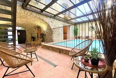 Image de Gîte 4* pour 6p, 3ch, 100m2, Piscine Interieure Chauffee, Patio