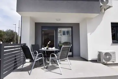 Image de New apartment Anja near the sea Zambratija