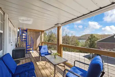 Image de Lake View 3 decks, Table Rock Shoreline Community