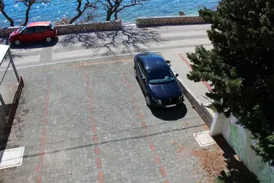 Image de The beachfront apartment is ideal for families and couples.