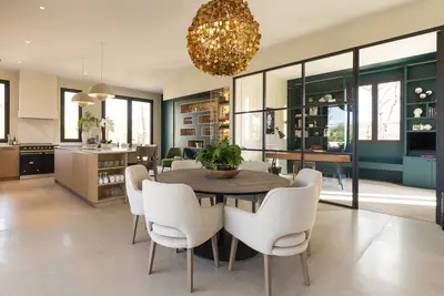 Image de Villa Farniente - Luxe en Provence avec piscine et tennis privé