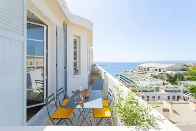 Image de Catalans sur Mer est un appartement d'exception situé face à la baie des Catalans.