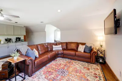 Image de Deck, Grill & Mountain Views: Banner Elk Retreat!