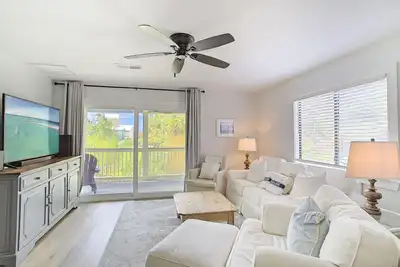 Image de Grayton Beach Villas 101 - Scenic 30a, Steps to the Sand, Walk to Red Bar!