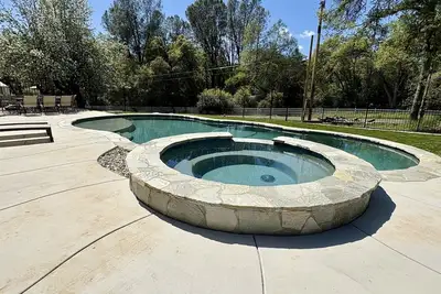 Image de New Listing in Murphys - Come & Relax close to DownTown in this 4br house!