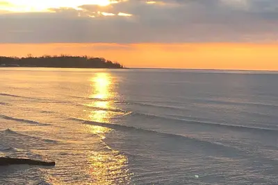 Image de M&M Beach Retreat on Sandy Beach of Lake Erie