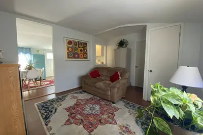 Image de 2 bedroom apartment minutes away from Gambling, Bars, Restaurants, Water Park. . .