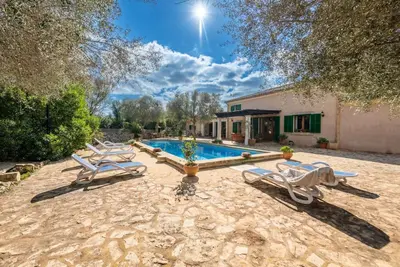 Image de Cozy finca for cat-friendly guests