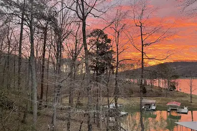 Image de Lakefront Cottage with Private Dock on Norris Lake