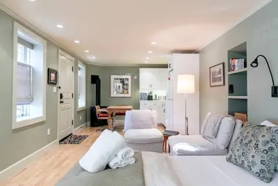 Image de Victorian Painted Lady Studio, one block from Haight & Ashbury