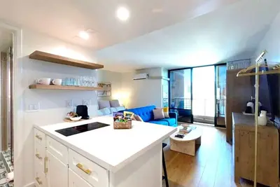 Image de S&N Lux suite/Free Parking/King Bed/Kitchen/Wi-Fi