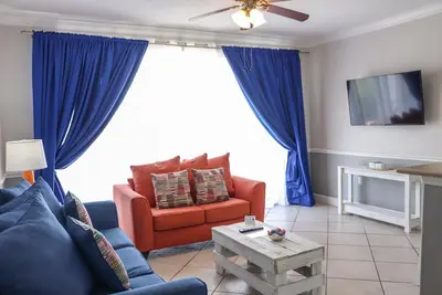 Image de Unbeatable Location: Your Dream Villa Next to SeaWorld