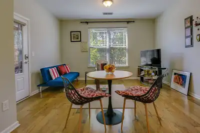 Image de Sunny Apex Vacation Rental w\/ Pool Access!