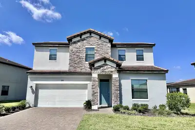 Image de 192kb: 4 Bedroom Balmoral Resort Home! Private Pool!