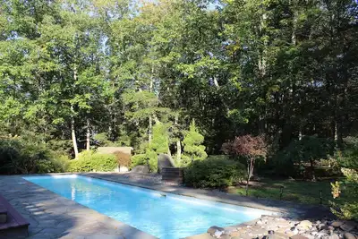Image de Woodstock\/Saugerties Retreat- Pool\/Hot Tub\/FirePit