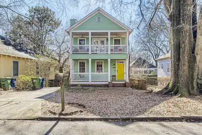 Image de Charming Home w/ Peaceful Patio, Steps to Beltline