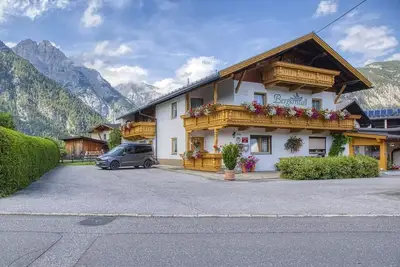 Appartement de vacances \"Sonnenschein Suite\" avec vue sur montagne, jardin partagé et Wi-Fi