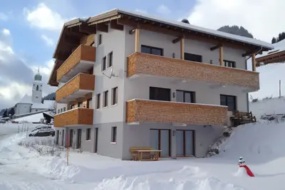 Image de Appartement \"Maier - Fontanella\" avec vue sur les montagnes, balcon et Wi-Fi