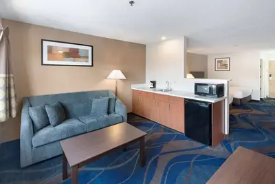 Image de Wonderful Place To Stay! 2 Units w\/ Kitchen, Free Parking On-Site!