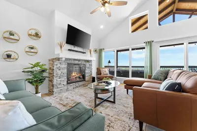 Image de Boho Lakeview Lodge_Lazy River/Indoor pool/Game room/Silver Dollar City