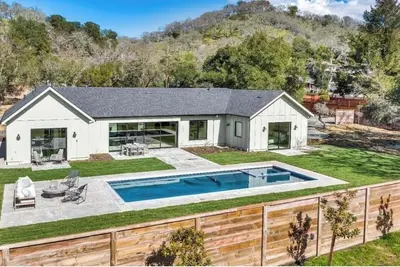Image de Gorgeous Winecountry Home