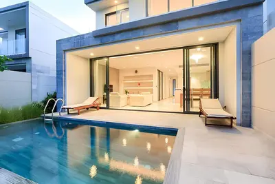 Image de Villa privéeDanangBRG*3chambres*Vue sur le golf*Piscine*À 15 minutes de la plage