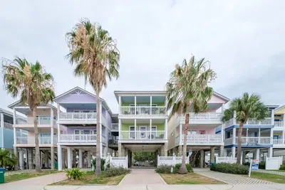 Image de Key Lime Cottage! Golf Cart Inc. Summer Special!