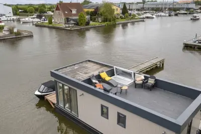 Image de Harboursuite 2 incl. motorboot by Interhome