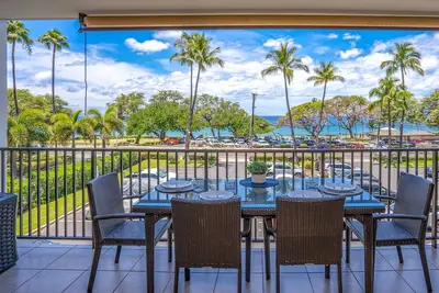 Image de Ocean Views, Updated Condo, Great Location Mps315