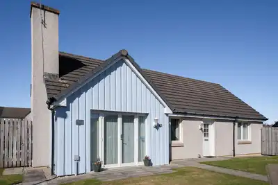 Image de Sleeps 6 3 bedrooms & 2 Bathrooms: 1 king, 1 twin and 1 bunk room