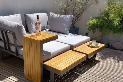 Image de Atypique! Studio donnant sur une charmante terrasse tropézienne