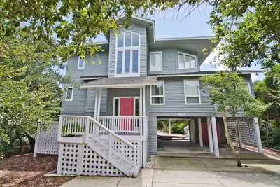 Image de Merry Time, Oceanfront House in Pine Knoll Shores, Nc!